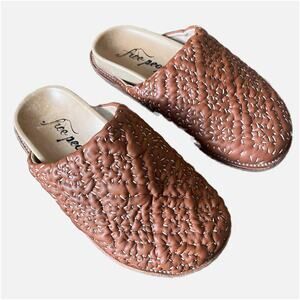 Free People Quilted Leather Mules Clogs Brown Size 7